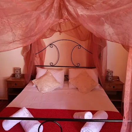 Lefkara Hotel