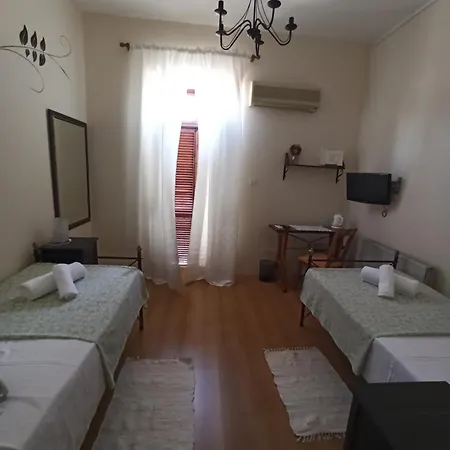 Lefkara Hotel