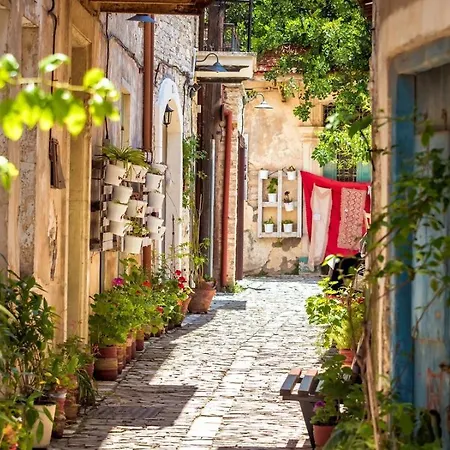 فندق Lefkara Hotel بانو يفكارا