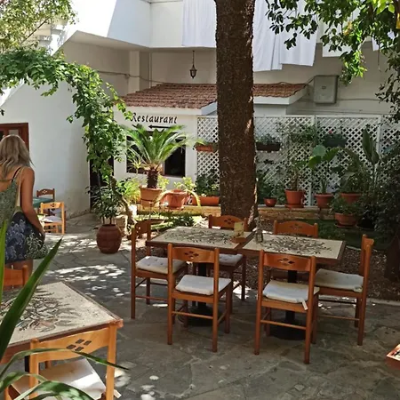 Lefkara Hotel