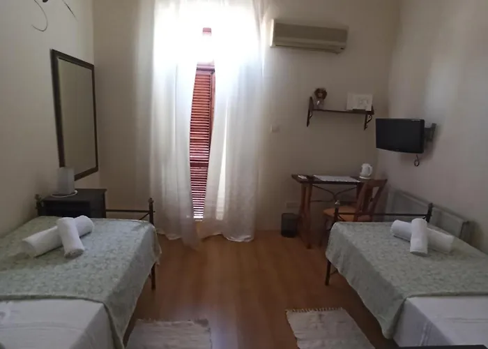 Lefkara Hotel